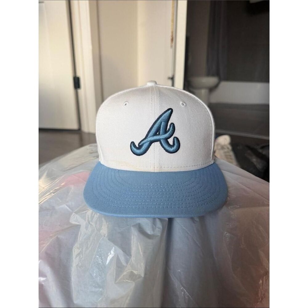 New-era Women's White and Blue Hat